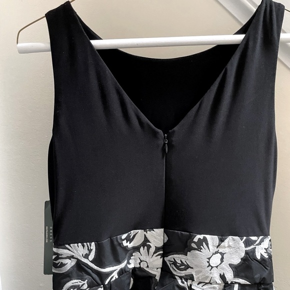 NWT Ralph Lauren A-Line Fit and Flare Party Dress - Size 6 - Picture 6 of 8